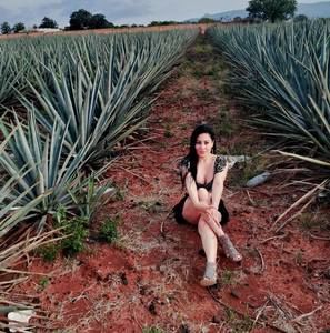 Meet your Posher, Perla